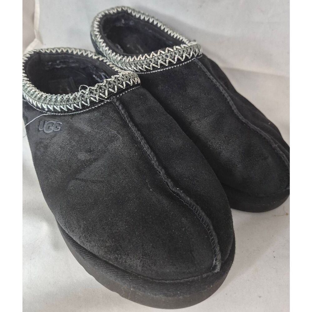 UGG Slippers - Picture 5 of 6